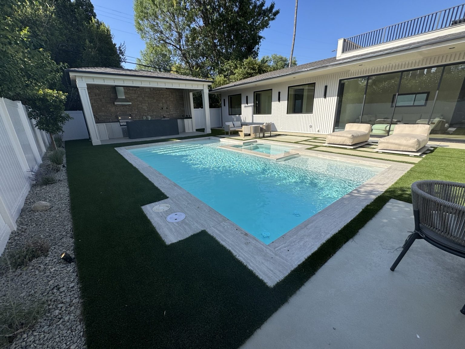 Coastline DC pool and outdoor living